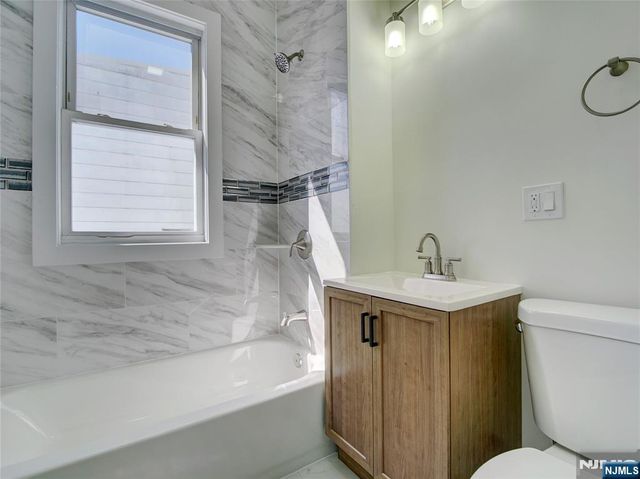 186 Isabella Avenue, Irvington, NJ 07111
