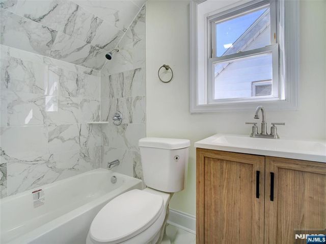 186 Isabella Avenue, Irvington, NJ 07111