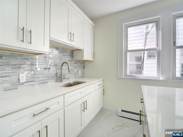 186 Isabella Avenue, Irvington, NJ 07111