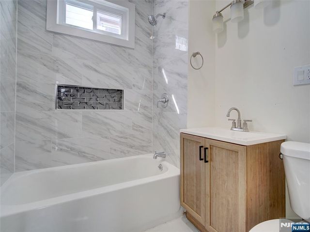 186 Isabella Avenue, Irvington, NJ 07111