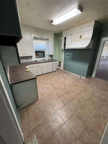 3801 Myrtle, Dallas, TX 75215