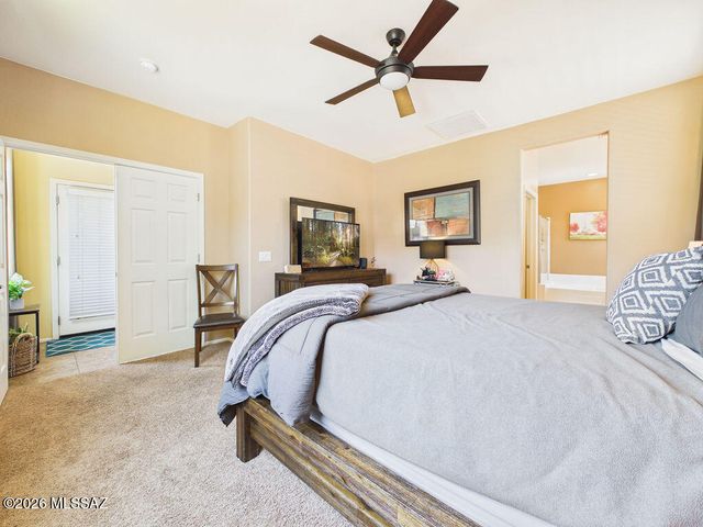 10484 S Cutting Horse Drive, Vail, AZ 85641