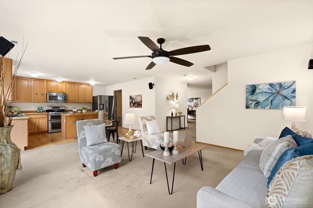22731 132nd Place SE, Kent, WA 98042