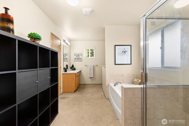 22731 132nd Place SE, Kent, WA 98042