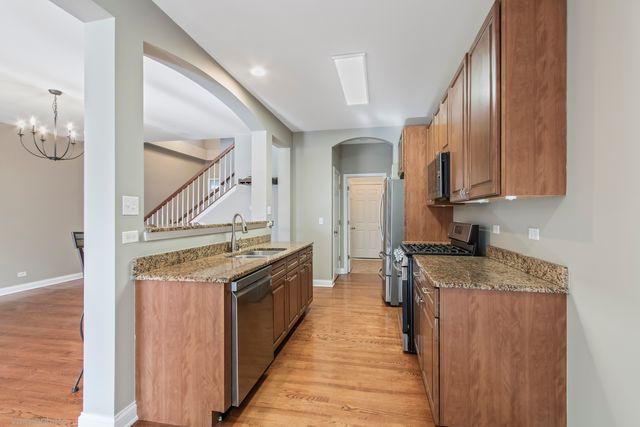 360 Promontory Lane D, Wauconda, IL 60084