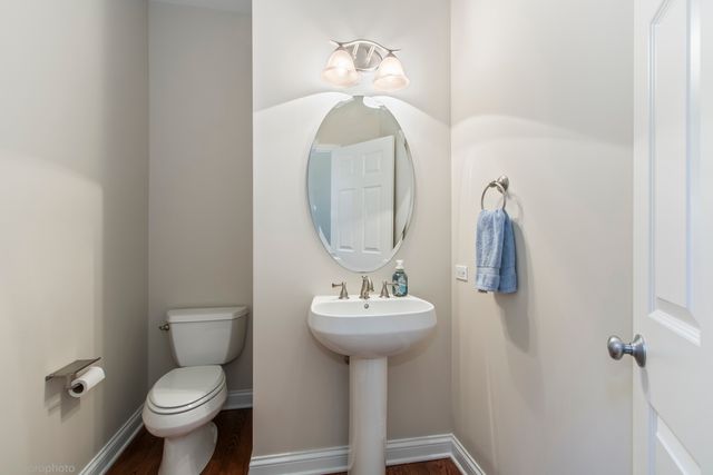 360 Promontory Lane D, Wauconda, IL 60084