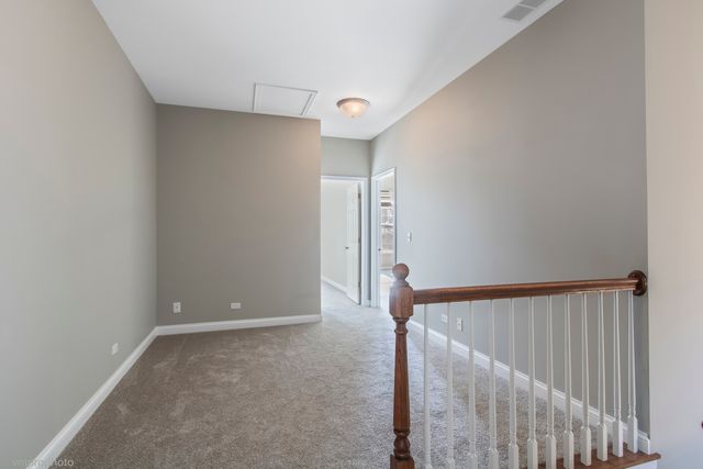 360 Promontory Lane D, Wauconda, IL 60084