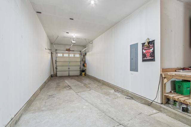 360 Promontory Lane D, Wauconda, IL 60084