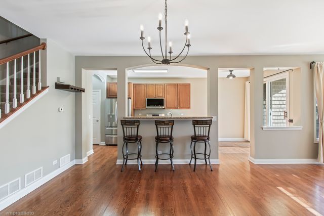 360 Promontory Lane D, Wauconda, IL 60084