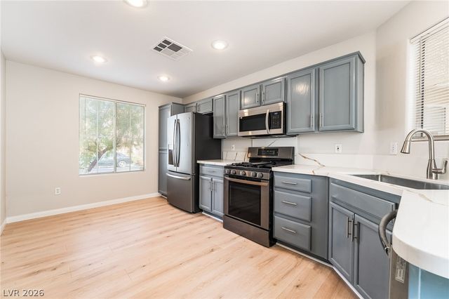 8072 Twain Harte Street, Las Vegas, NV 89139