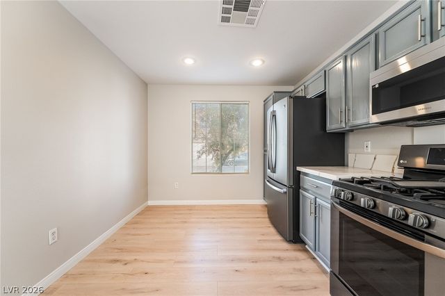 8072 Twain Harte Street, Las Vegas, NV 89139