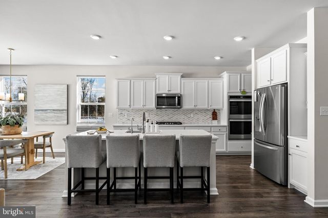 79 WESTMONT DR, Medford, NJ 08055