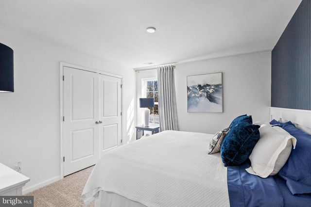 79 WESTMONT DR, Medford, NJ 08055