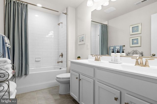 79 WESTMONT DR, Medford, NJ 08055