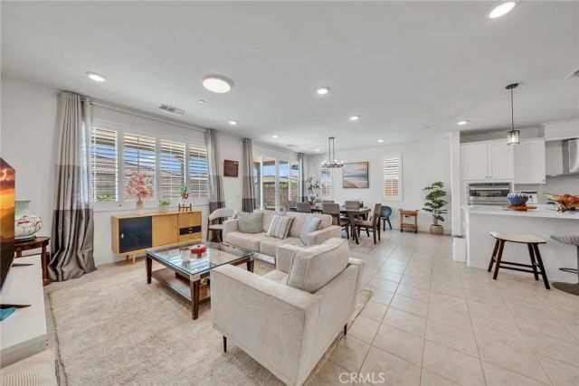 4613 S Amherst Privado, Ontario, CA 91761