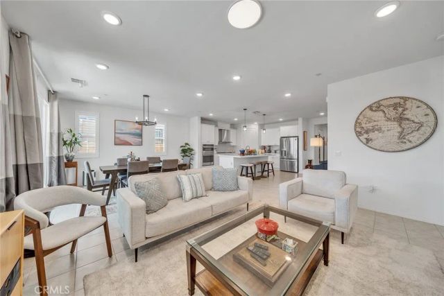 4613 S Amherst Privado, Ontario, CA 91761