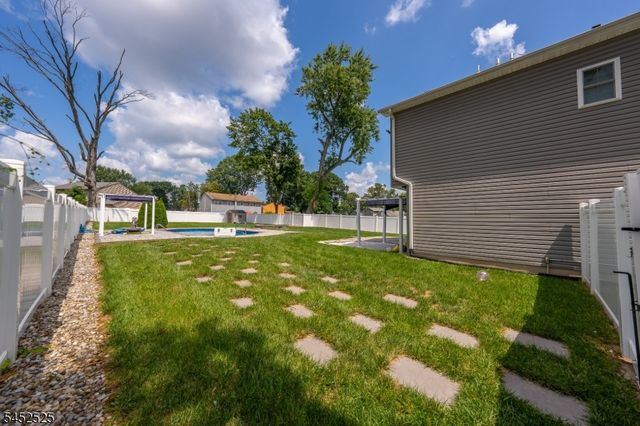 1718 W 4Th St, Piscataway Twp., NJ 08854