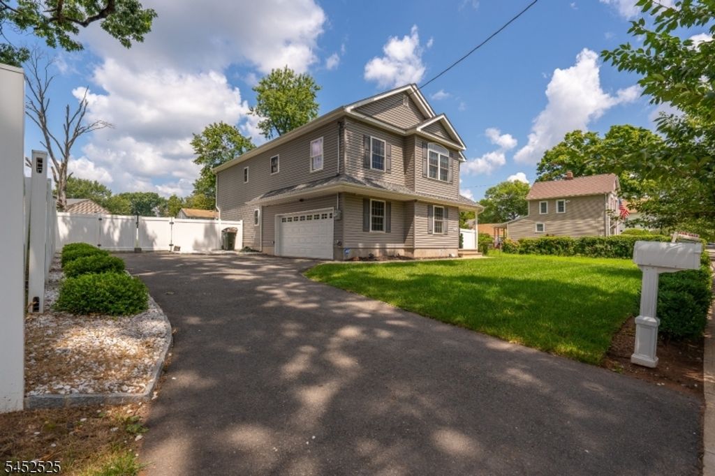 1718 W 4Th St, Piscataway Twp., NJ 08854 — photo 4