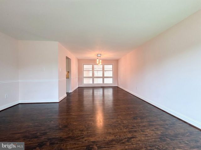 7108 ORDWAY RD, Centreville, VA 20121