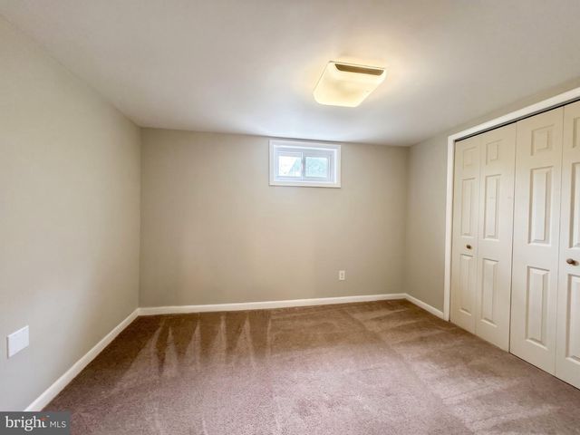 7108 ORDWAY RD, Centreville, VA 20121