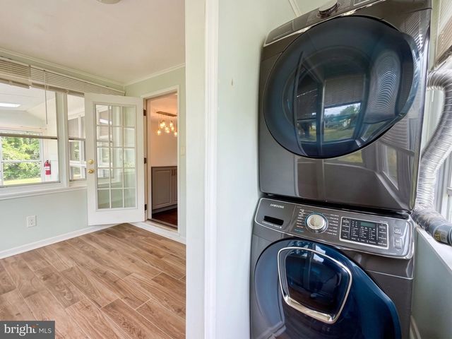 7108 ORDWAY RD, Centreville, VA 20121