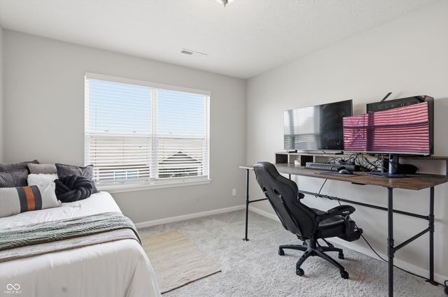 180 Tamarack Larch Boulevard, Cicero, IN 46034