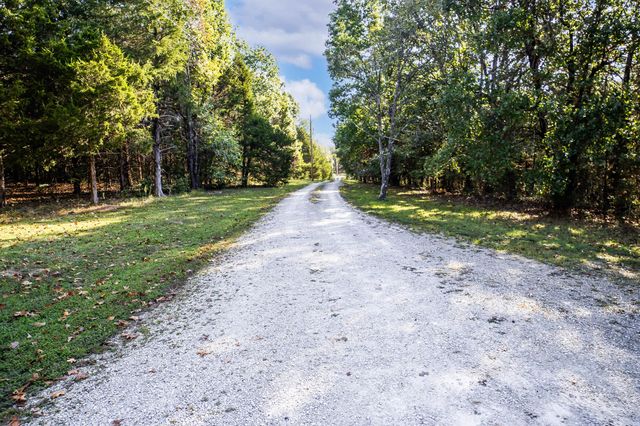43 Lookout Trail, Fair Grove, MO 65648