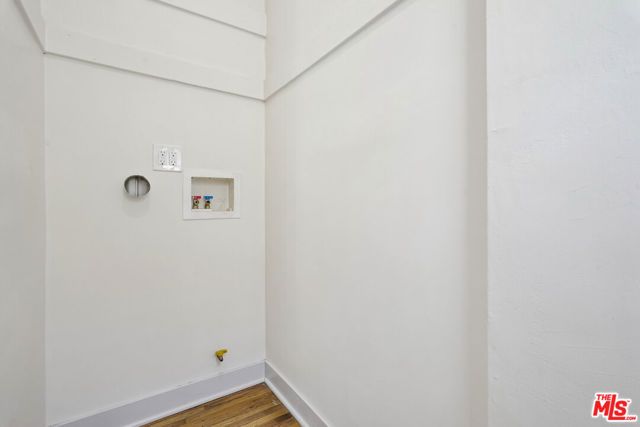 1125 N New Hampshire Avenue, Los Angeles, CA 90029
