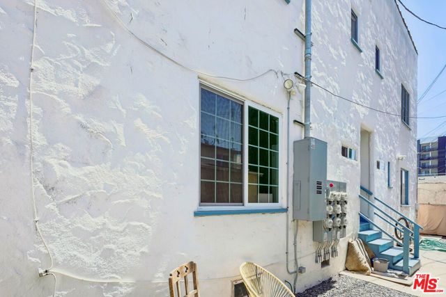 1125 N New Hampshire Avenue, Los Angeles, CA 90029