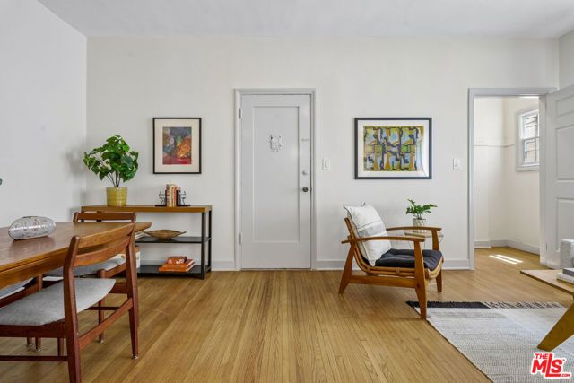 1125 N New Hampshire Avenue, Los Angeles, CA 90029