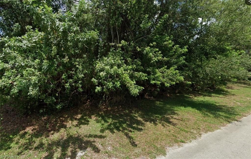 2804 53rd ST SW, Lehigh Acres, FL 33976