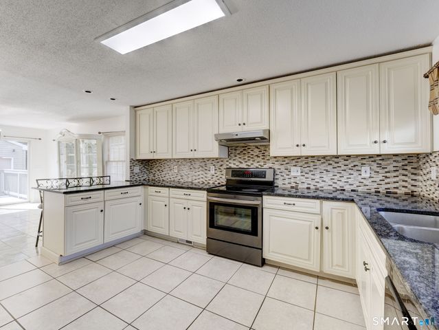 29 Fenwood Avenue, West Hartford, CT 06110