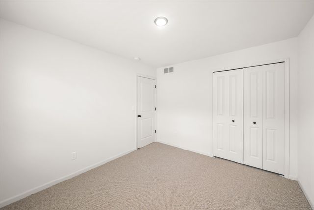 10344 Scarlet Oak Drive 13, Superior Twp, MI 48198