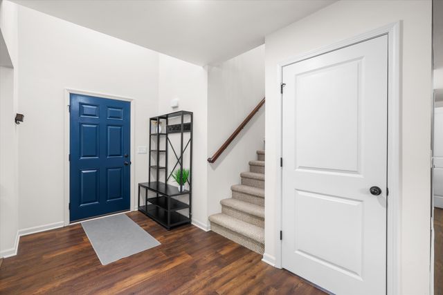 10344 Scarlet Oak Drive 13, Superior Twp, MI 48198