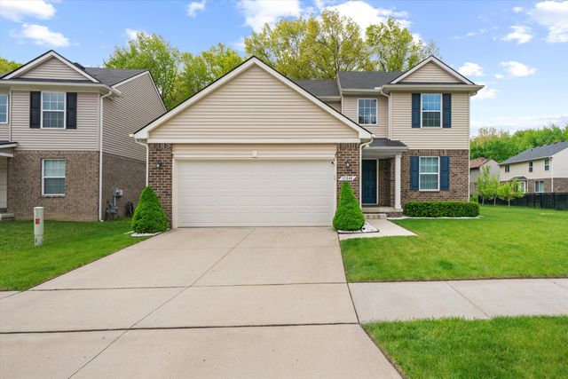 10344 Scarlet Oak Drive 13, Superior Twp, MI 48198