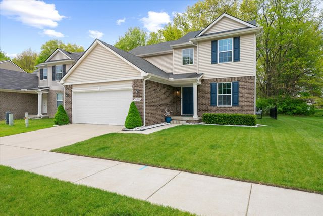 10344 Scarlet Oak Drive 13, Superior Twp, MI 48198