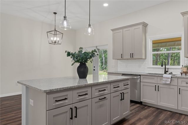 2961 E Angelina Street, Inverness, FL 34453