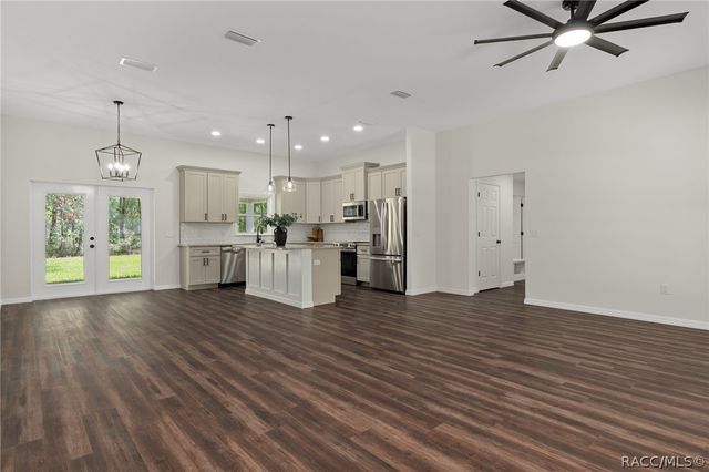 2961 E Angelina Street, Inverness, FL 34453