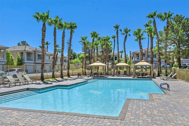 251 South Green Valley Parkway 3811, Henderson, NV 89012