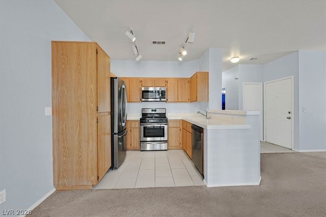 251 South Green Valley Parkway 3811, Henderson, NV 89012