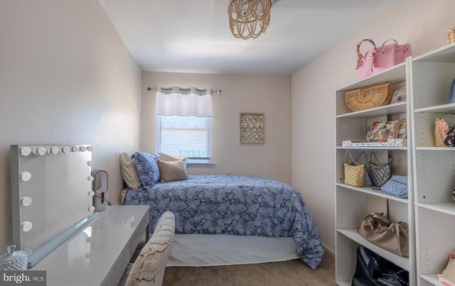 645 W WILTSHIRE DR, Wallingford, PA 19086