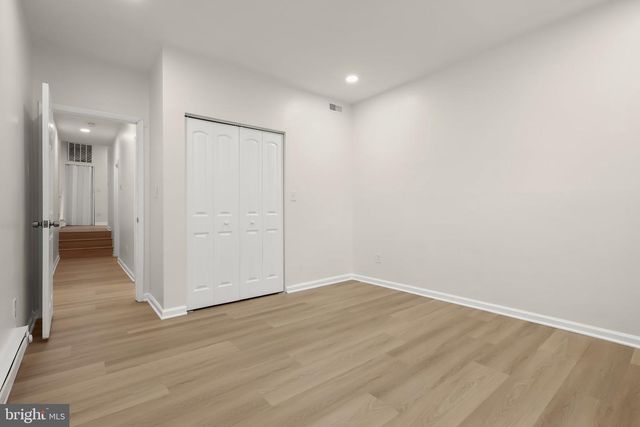 1421 W FAYETTE ST, Baltimore, MD 21223