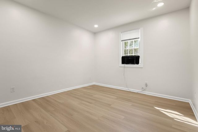 1421 W FAYETTE ST, Baltimore, MD 21223