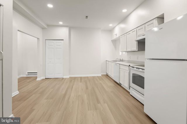 1421 W FAYETTE ST, Baltimore, MD 21223