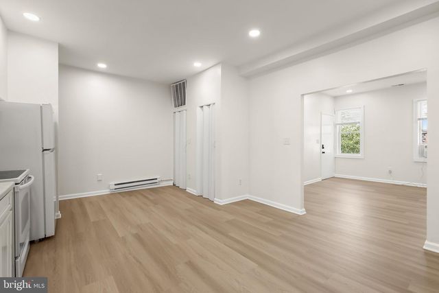 1421 W FAYETTE ST, Baltimore, MD 21223