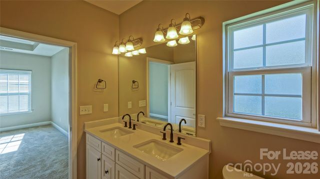 108 Bunker Hill Lane, Statesville, NC 28677