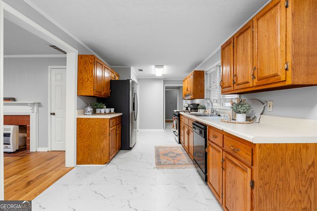 1330 Dunn Road, Molena, GA 30258