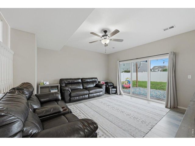 7447 Little Fox Ln, Wellington, CO 80549