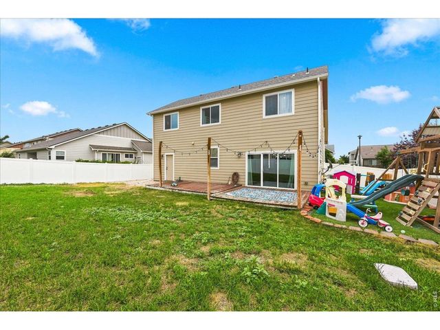 7447 Little Fox Ln, Wellington, CO 80549