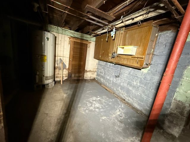 690 Washington Ave, Revere, MA 02151